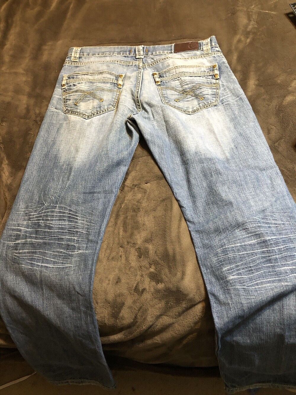 Diesel Industry Button Fly Size 36 x 33 Straight Leg Jeans Great Whiskers - Picture 6 of 8